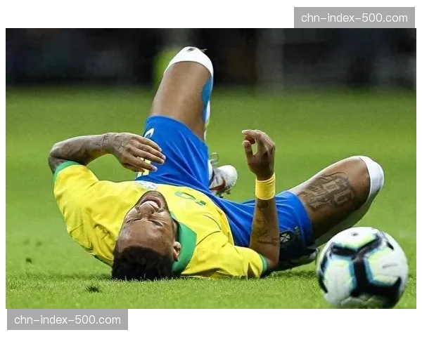 内马尔与桑托斯合约即将到期，伤病让其未来充满不确定性